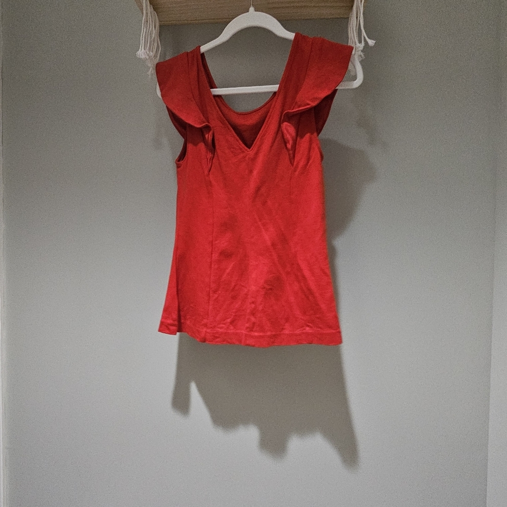 EXPRESS Ruffle Structured Blouse - Picture 3 of 4